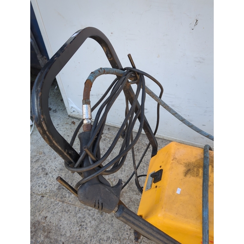 44 - Dirt Driver Bulldog Pressure Washer