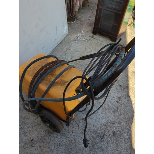 44 - Dirt Driver Bulldog Pressure Washer