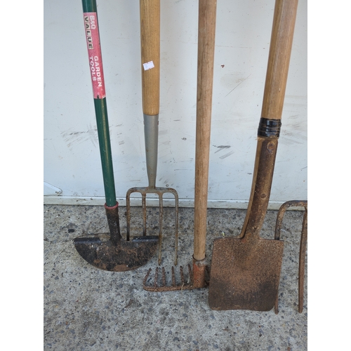45 - BRQ Value Garden Tools Set