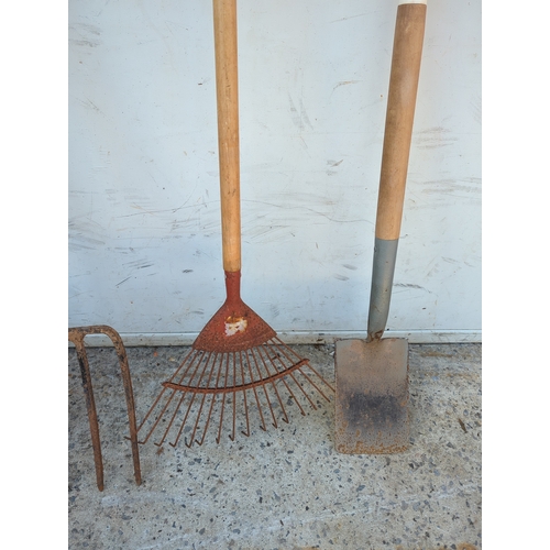45 - BRQ Value Garden Tools Set