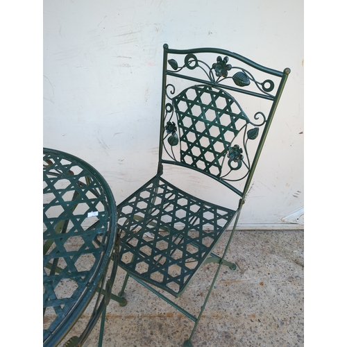 46 - Green Metal Outdoor Table and Chair Set