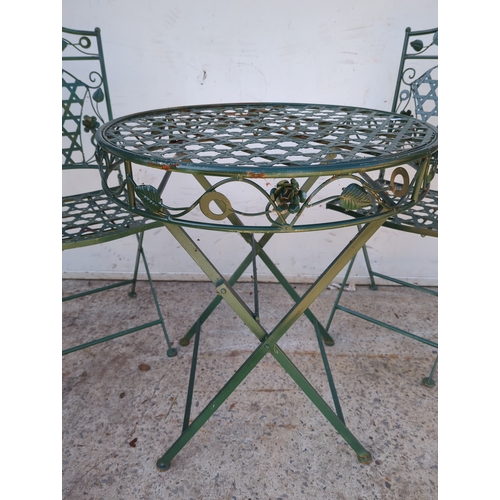 46 - Green Metal Outdoor Table and Chair Set