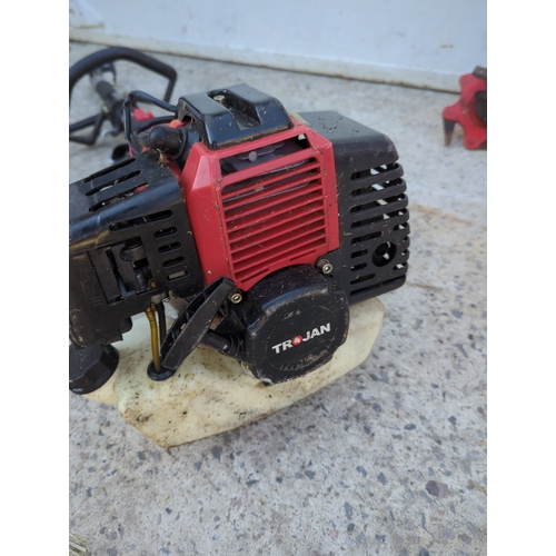67 - Trojan TMT43 Petrol Strimmer