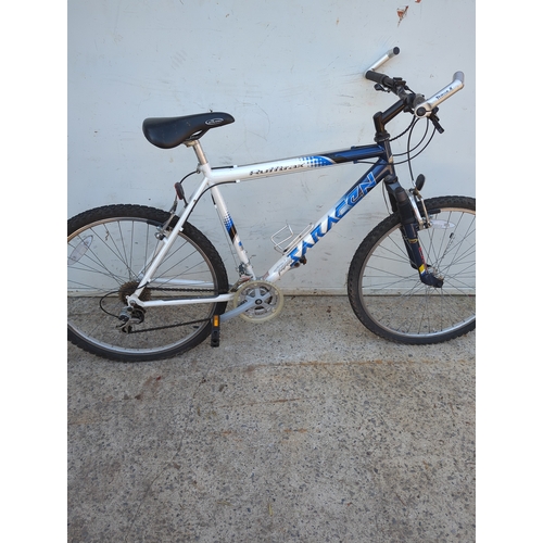 73 - Saracen Rufftrax Mountain Bike