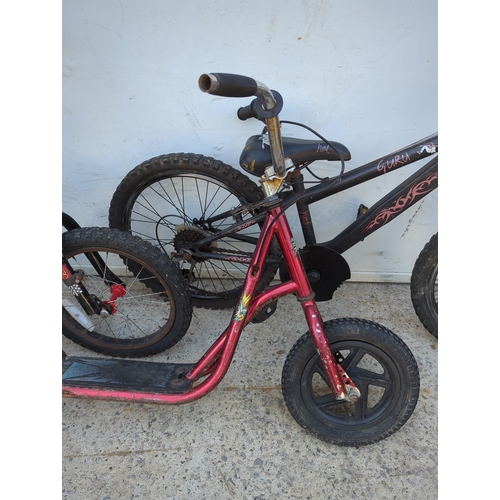 78 - Universal Kids BMX Bicycle and Scooter Set