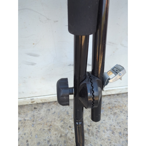 84 - Adjustable Bike Carrier Rack