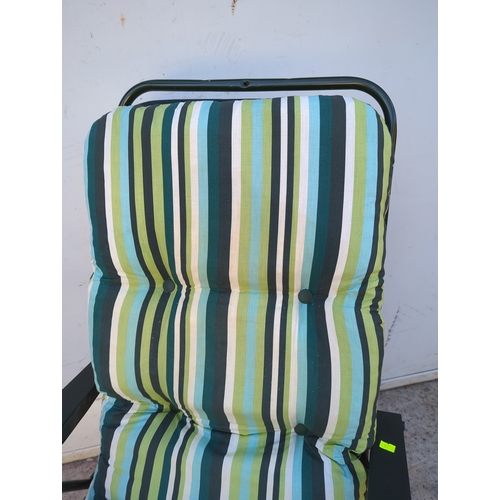 95 - Striped Sun Lounger Reclining Chair