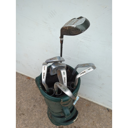 199 - Wilson Magnum Force Golf Club Set with Bag