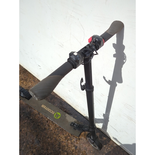 282 - M Scooter Folding Kick Scooter