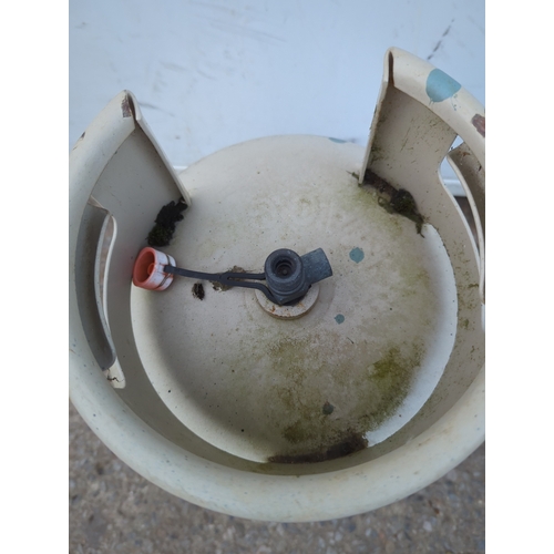 122 - Handy Gas Butane Cylinder