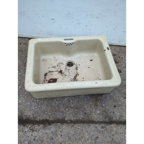 127 - Ceramic Sink Basin