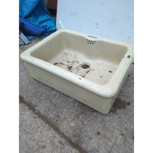 127 - Ceramic Sink Basin