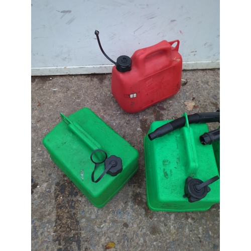 131 - Lot of 5 Tetra Can Unleaded Petrol Cans