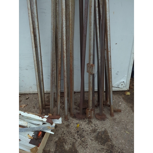 132 - Market Stall With Green and White Cover