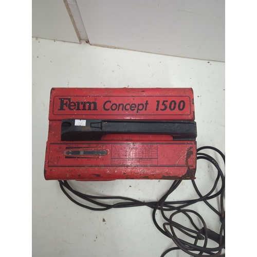 1601 - Ferm 1500 Arc Welder
