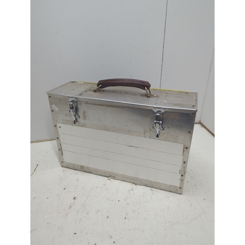 1603 - Metal Storage Box with Handle