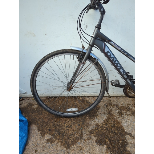 51 - Dawes Discovery 201 Hybrid Bike