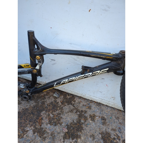 87 - Lapierre Bike Frame and Wheels Lot