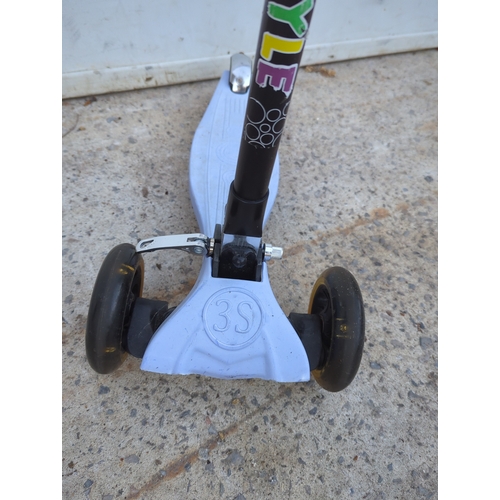 155 - 3Style Scooter RGS-1