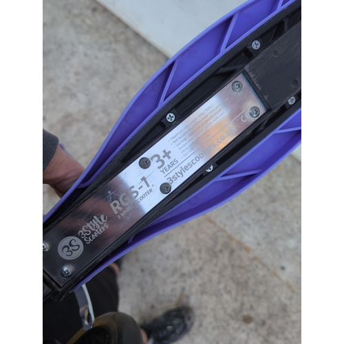 155 - 3Style Scooter RGS-1