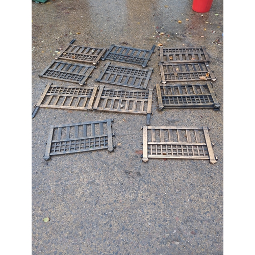 135 - Lot of 10 Metal Effect Garden Edging Sections