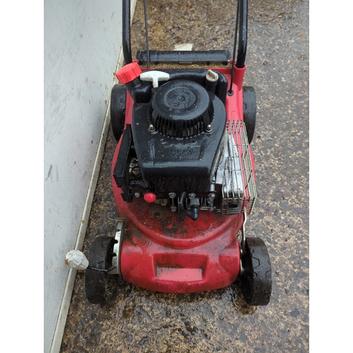 136 - Sovereign XSZ40 Petrol Lawnmower