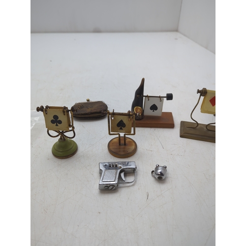 Selection of Decorative Items including Backgammon Signs