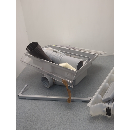 1200 - HS-E600 Spray Booth