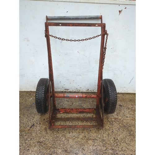 1622 - Metal Bottle Trolley