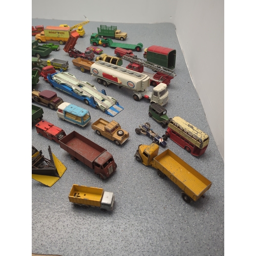 1892 - Lot of Dinky Toys Diecast Vehicles