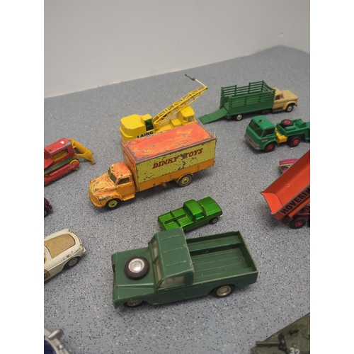 1892 - Lot of Dinky Toys Diecast Vehicles