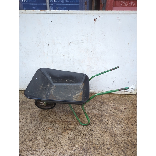 2214 - Pulang Wheelbarrow