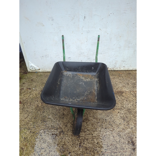 2214 - Pulang Wheelbarrow