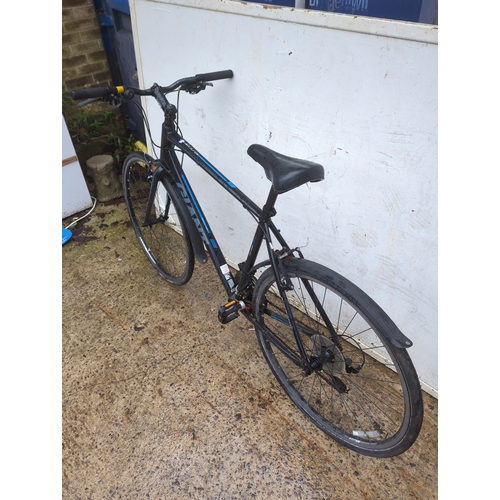 65 - Giant Escape Bicycle