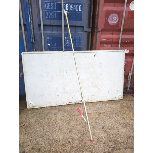 119 - Streamline Telescopic Saw With Hook