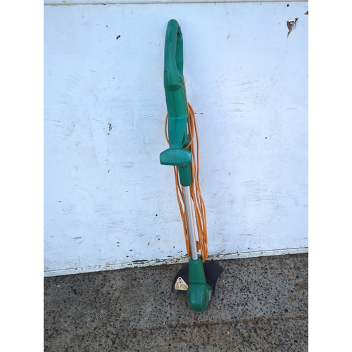 138 - Black & Decker Grass Trimmer