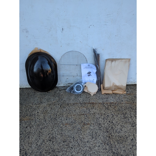 142 - Original BBQ Oval Kettle BBQ Model 393098