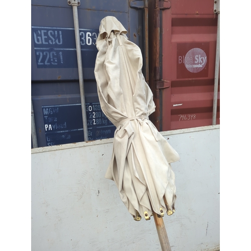 342 - Blue Sky Patio Parasol