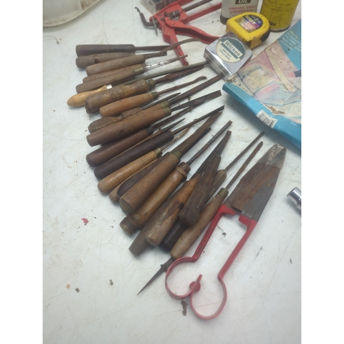 Job lot of tools including Rapesco Glue Gun 202