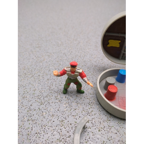 Vintage SNES Controller Street Fighter II 2 Playset Figures Chun Li vs ...