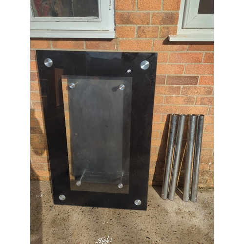 415 - Glass Tabletop with Metal Legs