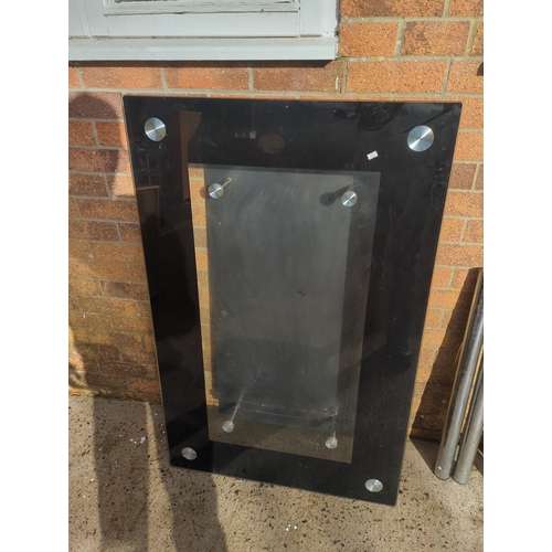 415 - Glass Tabletop with Metal Legs