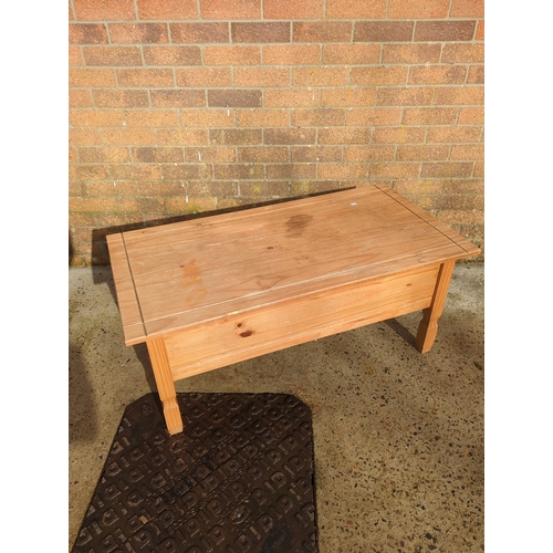 416 - Pine Coffee Table