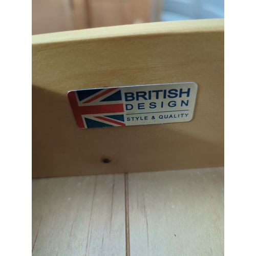 419 - British Design Oak Side Table