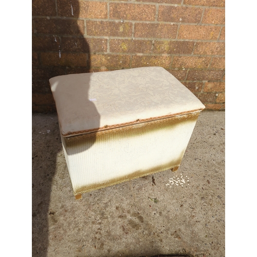 434 - Cream Patterned Storage Box