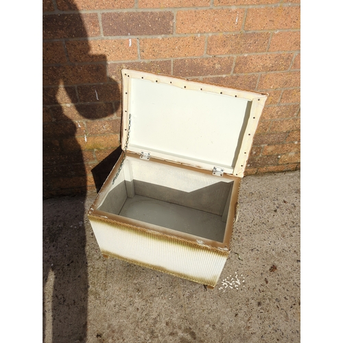 434 - Cream Patterned Storage Box