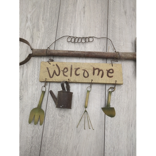 202 - Garden Welcome Sign with Tool Decorations