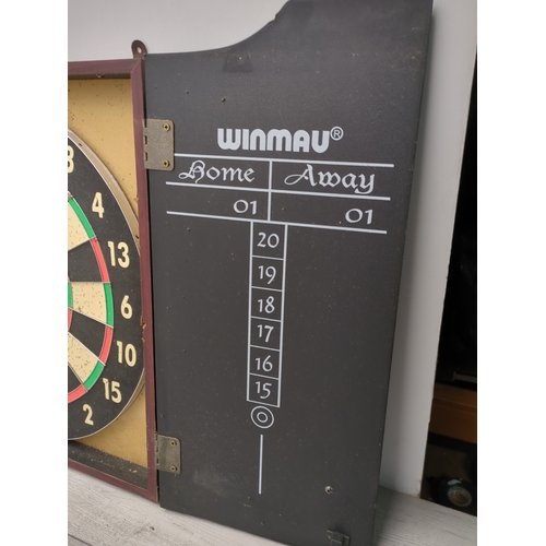 206 - Winmau Dartboard Cabinet Set