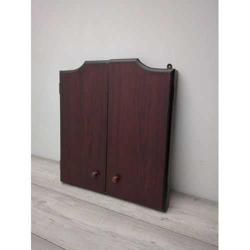 206 - Winmau Dartboard Cabinet Set