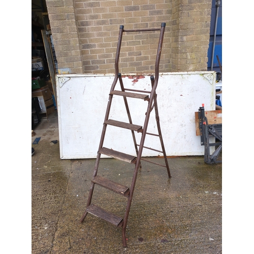 306 - Metal Ladder with Wooden Steps